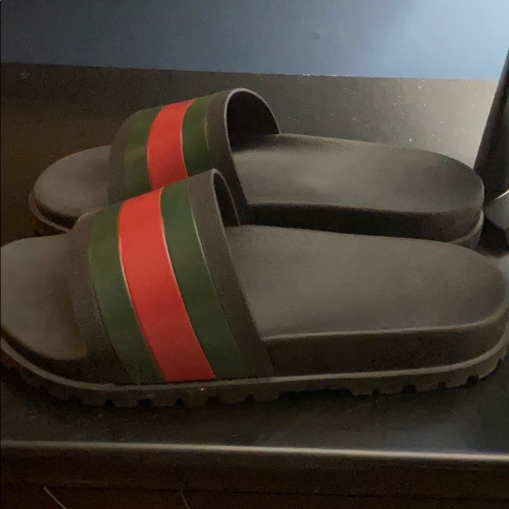 Gucci Men’s slides size 11